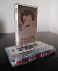 Müslüm Gürses - Bir Kadeh Daha Ver