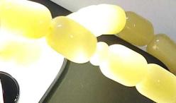 OSMANLI DÖNEMİ OBJEDEN YAPILMA BEYAZ BULUTLU KREM RENGİ HARİKA DAMLA KEHRİBAR TESPİH İKİ YEDEK DANELİ GÜMÜŞ PÜSKÜLLÜ TTT1Q1A1 ÇOK NADİR