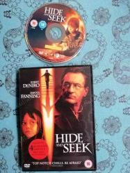 HIDE AND SEEK  - ROBERT DE NIRO /DAKOTA FANNING    DVD FİLM 96  DAKİKA +EXTRAS AVRUPA BASIM TÜRKÇE DİL SEÇENEĞİ YOKTUR (+15) - Plakperest