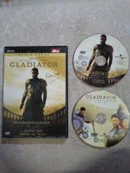 GLADIATOR  - RUSSELL CROWE-  BİR RIDLEY SCOTT  FİLMİ - ÖZEL TASARIM - 149  DAKİKA - 2.EL 2XDVD FİLM