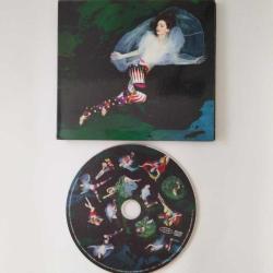 Nil Karaibrahimgil ‎– Nil Kıyısında  –  2009  Türkiye Basım - 2. El  CD  Albüm