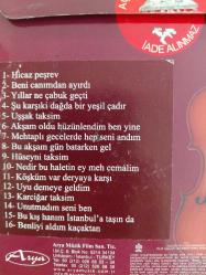 Türk Sanat Müziği Klasikleri / Beraber ve Solo Şarkılar 1 - Türkiye Basım CD Albüm-2.el