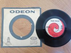 Yıldız Tezcan ‎– Perişanım / Kara Kaşlı Haticem - Firma Kapaklı 45 lik Plak