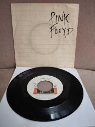 PINK FLOYD  - Another Brick In The Wall (Part II) - 1979 İngiltere Basım 45 LİK PLAK