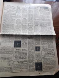 Akşam Gazetesi - Turkish Newspaper - 25 Temmuz 1970 - Süleyman Demirel basın hürriyeti bir meşaledir dedi - sansür 62 yıl önce kalkmıştı - Lozan Antlaşması'nın 47. Yıl dönümünde CHP'nin genç milletvekilleri İsmet İnönü'yü evinde ziyaret etti - Osman ikbal esrarengiz bir şekilde öldü Fotoğrafı - Tekin Erer ile Hasan Basri Albayrak meclis kulisinde dövüştü - bikinili jüri Erkek Güzeli olarak Engin Ünal'ı seçti Fotoğrafı - Devlet bakanı Turhan Bilgin bizi cezalandırmak kimsenin haddi değil dedi - Amerikan Afyon uzmanları Türkiye'ye geldi - dedem haklı çıktı yazan Çetin Altan - Abdülcanbaz çizen Turhan Selçuk - Müşerref Hekimoğlu Afrika gezisini anlatıyor - pop müzik topluluğu Frijid Pink'i 1FBI memuru bir polis koruyor Fotoğrafı - Kanat Gür ve topluluğu Fotoğrafı - Özdemir Erdoğan altın plaka kazandı fotoğraf - haftanın plakları - Sanatçı Alpay Fotoğrafı - Fenerbahçe Galatasaray Beşiktaş sezonun ilk çalışması dün yaptı - Metin Oktay galatasaraylılara başarı dilerken Fotoğrafı - Yelken