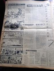 Akşam Gazetesi - Turkish Newspaper - 17 Eylül 1966 - Naaş katafalka konuldu Cemal Gürsel'e son saygı duruşu yapılıyor - hükümet yas kararı vermediği halde polis eğlence yerlerini kapattı - milli yas skandalı - Ankara orduevinde düğün yapıldı - Doktorlar Melahat Gürsel'in devamlı sigara içmesini engelleyemiyor - Süleyman Demirel'in hasta olduğu açıklandı - Kıbrıs'ta 12 Türk köyü abluka altına alındı - sahne sanatkarı Cemal Sahir ağır hasta Fotoğrafı - Amerika Türkiye'den 150 terzi istedi - Şaka mı ediyorsunuz Demirel yazan Çetin Altan - Yargıtay başkanının sözleri ve saldırılar yazan Profesör Muammer Aksoy - alarm tertibatlı Akbank banka binası hizmete açıldı - Hürrem Sultan'ın sonu ve sonrası yazan ve çizen Ratip Tahir Burak - Johnny Hallyday ne için intihara kalkıştı - Beatles grubunun kuruluşundan bu yana John Lennon ilk defa tıraş oldu Fotoğraf - Türkiye'de sporu yapılmayan yarışa katılıyoruz - motosiklet milli takımımız Yarın Bulgaristan'da yarışacak - Hüseyin Alp Altınordu'da