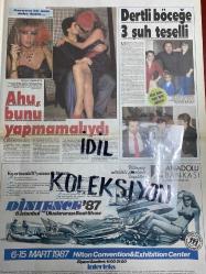 HAFTA SONU DERGİ - GAZETESİ DOĞUM GÜNÜ HEDİYESİ (TURKİSH MAGAZINE - NEWSPAPER) - TAM TAKIM 8 SAYFADIR - 6 MART 1987 - Sayı:10 - Kemal Naldemirci-Yüksel Şengül-Halil İbrahim Kodal-Vakko’nun ithal mankenleri ortalığı birbirine kattı-Alagöz Kardeşler-Göker Birdal-Ahu Tuğba-Ateşböceği Ercan-Ünal fıstıkçı-Yaşar Alptekin-Hüner Coşkuner-Muhteşem Nejad-Adem Köşlü-Aysel Okan-Sibel Egemen-Deniz Akbulut-Hülya Işıl-Muzaffer İlkar-Ali Bozatlı-Sami Topçuoğlu-Sezen Aksu-Ümit Besen-FerdiTayfur-Tüdanya-Derya Tuna-Ferdi Tayfur-Atilla Yelken-Egemen Bostancı-Ayetullah Humeyni-Nesrin Avazeh-Tarık Akan-Sibel Turnagöl-