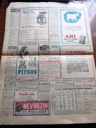 Yeni Sabah Gazetesi - Turkish Newspaper - 14 Nisan 1950 - Mareşal Fevzi Çakmak'ın tabutu Teşvikiye de oturduğu apartmandan çıkarken - Mareşal Fevzi Çakmak'ın evinde neler gördüm neler duydum - Mareşal'ın yeğeni Bay Adnan Çakmak arkadaşımıza anlatıyor fotoğraf - yüksek tahsil gençliği Mareşal Fevzi Çakmak'ın cenaze merasiminde Fotoğrafı - son 2 günlük hadiselerde 48 genç tevkif edildi 100 kişi nezaret altında 37 kişinin sorgusu yapıldı - seçim masrafı ve Marshall yardımları - Truman'a göre dünyanın durumu - vatandaş seçimler için ne düşünüyor - CHP'nin durumu İstanbul'da zorlaştı - Von Papen'in Türkiye'ye dair mühim ifşaatı Yazan Murat Sertoğlu - Mareşal Fevzi Çakmak yazan tarihçi - Osmanlı sarayı'nın son günleri yazan eski bir politikacı Yazı Dizisi - Roosevelt Churchill Stalin başbaşa yazan Amiral Leahy yazı dizisi - ticani tarikatından 7 kişi tevkif edildi - Şehir Tiyatrosu dram kısmında Deli saraylı komedi kısmında üvey kardeşler oyunu - Saray sinemasında kanlı izdivaç filmi