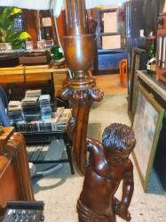 19608-MUHTEŞEM GÜZELLİKDE AHŞAP EL OYMASI ÇOCUK FİGÜRLÜ LAMBADER