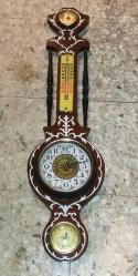 19610-MUHTEŞEM  GÜZELLİKDE  BAROMETRE+TERMOMETRE VE GÜNCEL SAAT DETAYLI DUVAR SAATİ
