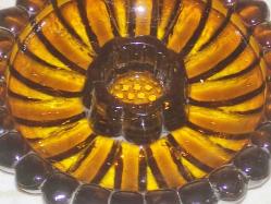 19621-ANTİKA ESKİLERDEN CAM MUMLUK