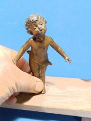 K63----1900'LER BAŞINDAN KALMA KURŞUN DÖKÜM ÇOCUK HEYKELİ