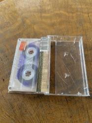 ORHAN GENCEBAY - YALNIZ DEĞİLSİN - KASET