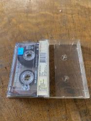 HAKAN TAŞIYAN - GÖZÜN SEVEM - KASET