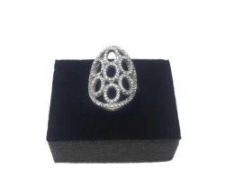 ZİRKON TAŞLARLA SÜSLÜ ABİYE GÜMÜŞ YÜZÜK