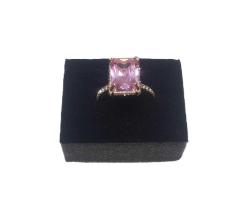 ZİRKON TAŞLI BİJUTERİ YÜZÜK