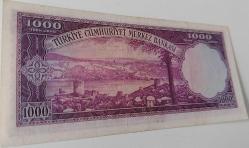 5.EMİSYON 1.TERTİP 1000 TÜRK LİRASI (MOR BİNLİK) KAĞIT PARADIR SERİ D1 07572 NOLU ÇOK ÇOK TEMİZ KONDİSYONDADIR KATALOK DEĞERİ;2000 DOLAR ÇOK ÇOK NADİR