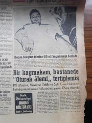 Hürriyet Gazetesi - Turkish Newspaper - 29 Şubat 1964 - Rauf Denktaş katliamla anayasa değişmez dedi - Rus manevrası güvenlik konseyi toplantısında akamete uğradı - Numan Menemencioğlu Rusları taraflar arasına nifak sokmakla suçladı - Yunan birlikleri hazırlık yapıyormuş - Yunan devlet radyosu BBC'yi boykot etti - İlk Rus uçağı Lefkoşa'da bayram havası ile karşılandı - kaymakam Ali Yalçın hastanede oturak alemi tertiplemiş - Amerikan başkanı Johnson bir kanalın açılış töreninde iken sabotaj yapıldı - 8 yaşındaki kız doğum yapacak Fotoğrafı - Güneş bazen geç doğar çizen Faruk Geç - Serbest kürsü herkese söz hakkı yöneten Tahsin Öztin - Migros Kasap Teşvikiye mağazası - İsmet İnönü'nün beyanatı - Susuz yaz filminde Hülya Koçyiğit Ve Ulvi Doğan Fotoğrafı - Ajda Pekkan 4 ayda 4 Film çevirmiştir Fotoğrafı - Kimlik Kartı Gönül Yazar Fotoğrafı - Fikret Hakan artık kadın yerine kitapları tercih edeceğim dedi Fotoğrafı - İstanbul'da 15 şarkı - sinemada kulis - filmciler ucuz film yapacak