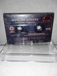 Kaset Müslüm Gürses kısmetim kapanmış albümü. Orijinal. Kartoneti yok. Sorunsuz çalışıyor