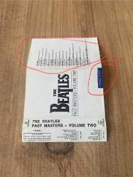 The Beatles - Past Masters - Volume 2 Kağıt Baskı Kaset (Kartonetin ön tarafnda sticker yapıştırılmış, Şarkı isimleri üstünde fosforlu kalemle çizikler var)