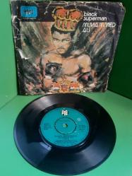 JOHNNY WAKELIN- Black Süperman