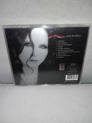 Cd Şebnem Ferah Can kırıkları albümü. Orijinal. 2005 Pasaj. Disk 10 üzerinden 9. Sorunsuz çalışıyor. Koleksiyonluk