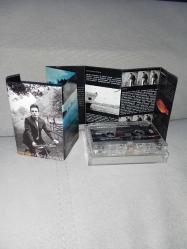 Kaset Teoman Gönülçelen albümü. Orijinal sorunsuz çalışıyor. koleksiyonluk