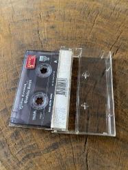 YONCA EVCİMİK - GÜNAHA DAVET - KASET