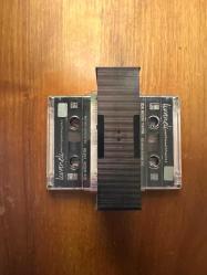 Zülfü Livaneli = Unutulmayanlar : Best of Livaneli / Double 2 Kaset [ İMZALI ]