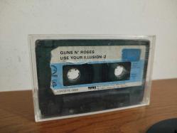 GUNS N'ROSES USE YOUR ILLUSION-2