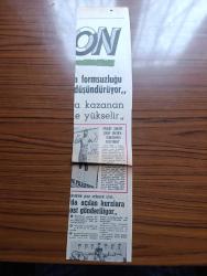 Hürriyet Gazetesi Kupürü - Turkish Newspaper - 23 Mart 1971 - kabini işbaşı yaptı - Başbakan Nihat erim hükümet teşkili çalışmalarına dün sabah da devam etmiştir - Devlet bakanı Sadi Koçaş - Cumhurbaşkanı Cevdet Sunay ziyareti - Atilla Karaosmanoğlu Özer Derbil Ayhan Çilingiroğlu yabancı konuklar köşkünde hükümet programı ve reformları konusunda çalışmaya devam ettiler - Türkiye meslek kadınları kulüpleri Birliği kurucu başkanı Atatürk mücadelesinin devrimci kadını Müfide Tek vefat ilanı - çok sevgili annemiz Nuriye Arman'ın cenazesi dolayısıyla acımızı paylaşanlara teşekkür ilanı - CHP Genel Sekreteri Bülent Ecevit'in yerine genel sekreterliğe seçilen Şeref Bakşık - Adıyaman milletvekili Kamil Kırıkoğlu ile Konya milletvekili Mustafa Üstündağ CHP genel sekreter yardımcısı oldu - kadirli'de ortaokul öğretmeni Cengiz Tekin'in favorilerini zorla kestiler - Muhammed Ali Clay ile yaptığı maçtan sonra hastanede tedavi altına alınan Joe Frazier sokağa çıktığında cenazemden geliyorum dedi