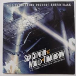 Sky kaptan ve yarının dünyası / Sky captaın and the world of tomorrow - Angelina Jolie & Jude Law ( Üç kademe açılır ) ~ #.. BROŞÜR..#