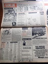 Gün Gazetesi - Turkish Newspaper - 31 Mart 1972 - kızıldere'de sarıldıkları evde rehine İngilizleri katleden 11 anarşist öldü fotoğraf - Mahir Çayan Cihan Alptekin Ertuğrul Kürkçü Ahmet Atasoy Hüdai Arıkan Kazım Özüdoğru'nun cesetleri teşhis edildi - Ömer Ayna - anarşistlerin elinde bulunan Charles Turner Ve Corgon Banner Fotoğrafı - anarşistleri niksar'ın Kızıldere köyünde saran komandolar - İzmir'de 01 04 arası sokağa çıkmak yasak - turistler Aydınlı grevcilerle horon tepip göbek attı - 1969'da güzel Yıldız Sharon Tate ve bir kişiyi öldüren Manson bir daha mahkum olmuştu - İngiliz pankrasçısı Mighty Chang rakipleri ürksün diye kendini Türk olarak tanıtıyor Fotoğrafı - Hülya Koçyiğit'i pahalı bulan Yunanlı filmciler benzeri olan Rus dilberi Nica'yı piyasaya sürdü Fotoğrafı - güzel Cahide Sonku'nun güzel kızı Ender kabiliyetini annesinden almış Fotoğrafı - Kocamustafapaşa'da ağaçlara hücum Fotoğrafı - minik futbol yıldızı Hasan Nazlıgül Fotoğrafı - 3 ayrı Neslin temsilcisi öğretmen