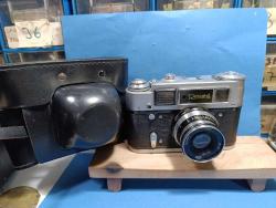 F11-----ÇANTALI REVUE 4 ANALOG FOTOĞRAG MAKİNASI