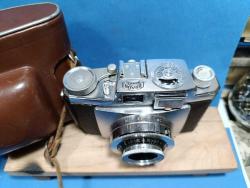 F11-----ÇANTALI BRAUN NÜNBERG ANALOG FOTOĞRAG MAKİNASI