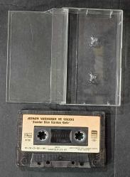 KARTONETİ YOKTUR * SADECE KASET * ADNAN VARVEREN VE GRUBU * ZAMLAR BİZE KÜRDAN GELİR * KASET