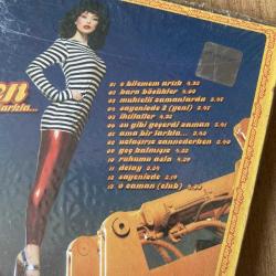 Gülşen - Ama Bir Farkla Cd ( Jelatinli - Ambalajında )