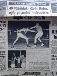 Günaydın Gazetesi - Turkish Newspaper - 24 Aralık 1970 - Dansöz Süreyya İz vücudunu gösteren şeffaf elbise ile sahneye çıkmak için izin istedi Fotoğrafı - Demokrat Parti'nin başkanlığına Ferruh Bozbeyli getirildi - emlak kredi bankası 6 milyon alacağını tahsil edemeyince Şelefyan'ın Bursa'daki tütünlerine el konuldu - 15 gün önce kaybolan şef garson Necati Erdem'i karısı ağlayarak morgta aradı Fotoğrafı - ilaç fiyatlarına %40 zam yapıldı - Kioki Samuta tek tekerlekli bisikletle dünya turu yapıyor Türkiye'de Fotoğrafı - Jim Maykıl fotoğraf - İstanbul sinemalar programı - İstanbul Ankara İzmir Radyosu Programı - Boluspor antrenörü Dinka'nın futbolcular için hazırladığı kuvvet macununun reçetesi - 40 yaşındaki boksör Şefaattin Özcan oğlu yaşındaki boksörlere ringde pes dedirtti Fotoğrafı - Altaylı taraftarlar toplu halde Kazan kaldırdı - bir çay kaşığı gergedan boynuzu erkekleri boğa gibi yapıyor fotoğraf - John Wayne aynı filmde bütün ailesini oynatıp 6 milyon dolar kazandırdı Fotoğrafı