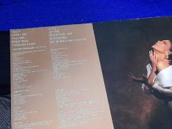 SHARON BRYANT HERE I AM   PLAK   33 LP