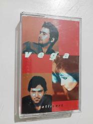 Vega - Tatlı Sert 2 /Dönem kaset -2003-/ türk rock