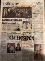 HAFTA SONU DERGİ - GAZETESİ EKSTRA EKİ DOĞUM GÜNÜ HEDİYESİ (TURKİSH MAGAZINE - NEWSPAPER) - TAM TAKIM 8 SAYFADIR - 27 MART 1987 - Sayı:13 -Ayşegül Nadir-Yurdagül Şakar-Atılay Kandemir-Gökben-Sami Başaran-Cemil İpekçi-Gülistan Okan-Ercan Turgut-Hülya Esen-Yavuz Figenli-Hasan Utkan-Yüksel Şengül-Feza Tok-Ayşegül Aldinç-Cantekin-Coşkun Demir-Erdal ve Emel, İlhan Şeşen-Rüya Ersavcı-Pınar seyhun-Tülin Nutku-Ünal Narçın-Füsun Önal-Barış Manço-Gür Akad-MFÖ-Cevat Karan-Perihan Savaş-Oya Aydoğan-Faye Dunaway-Murtaza Elgin-Naim Akan-İlyas Salman-Süha Özgermi-Arzu Aytun-Serdar Gökhan-Ahmet Çıpa-Şermin Cengiz-Berna ve Vedat Mimaroğlu-Cüneyt Gökçer-Berna Turnalı-Vivi Behar-Sena Cantaş-İzi Meşulam-Leon Adato-Dilek Heriş-Tilda Tezmen-Melhan Balcı-Savaş Kaya-Nuray Pekcan-Sabahattin Özsüer-Birsen Uragan-Öznur Serttaş-Sevinç Özak-Ersin Naskava-Ayla Güneşli-Osman erten-Ali Berberoğlu-Ayşegül Erten-Ayşe Berberoğlu-Mehmet Öker-Kemal Erk-Rafet Haznedaroğlu-Sadi Yılmaz-Rahile Yılmaz-Semih Kılvas-Hasan Filibe