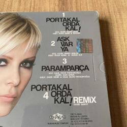 Ömür Gedik - Hop Dedik Orda Kal Cd ( Jelatinli - Ambalajında ) ( Teoman - Burak Kut - Halil Sezai )