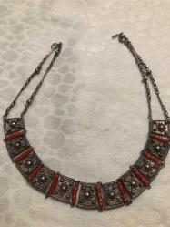 Eski gümüş mercan işlemeli  kolye