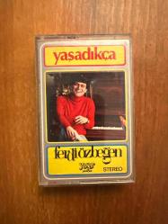 Ferdi Özbeğen: Yaşadıkça / Yaşar Kekeva Plakçılık 1983 Türkiye Basım Orijinal Dönem Kaset Albüm