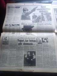 Hürriyet Gazetesi - Turkish Newspaper - 29 Ekim 1973 - Cumhuriyetin 50. Yılı - 4 ülke devlet başkanının Hürriyet aracılığıyla Türk milletine 50. Yıl mesajı fotoğraflar - Hürriyet'in 50. Yıl armağanı Türk ünlüleri heykel müzesi açıldı fotoğraf - Ankara'da Cumhuriyet Bayramı törenleri - Mısır Türkiye'den Amerikan uçakları için bilgi istedi - liderlerle görüşen Bülent Ecevit demokratik rejimi aksatmadan yürüteceğiz dedi fotoğraf - Süleyman Demirel rejim işledikçe problem çözülür dedi - 50. Yılda Türk işçisinin dev eseri Boğaz Köprüsü açılıyor fotoğraf - köprüden geçecek otobüslerin güzergahı belli oldu - Boğaz köprüsü'nün kuralları - cumhuriyetin 10. Yıl şenlikleri 3 gün 3 gece sürmüştü Fotoğrafı - 10. Yıl marşı - ölüme meydan okuyan artistler John Wayne Douglas Fairbanks Burt Lancester Fotoğraflar - televizyonda bugün - bir devrin romanı yazan Halide Nusret Zorlutuna Yazı Dizisi - Cumhuriyetimizin 50. Yılın sebebi ile Süleymaniye Camisinde mahya Fotoğrafı - tekel binasında sigara kulesi