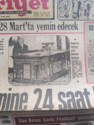 Hürriyet Gazetesi - Turkish Newspaper - 12 mart 1973 - yeni cumhurbaşkanı 28 Mart'ta yemin edecek - Cevdet Sunay'ın koltuğu yeni sahibini bekliyor fotoğraf - 12 Mart muhtırasından 13 Mart'a - başkanlık seçimine 24 saat kaldı - seçimin ne şekilde yapılacağı belli oldu - 12 Mart 1971'den sonra Türkiye'de neler oldu - kadın memurların 20 erkeklerin 25 yılda emekli olabilmesi istendi - Makarios yönetimi Rauf Denktaş'a pasaport vermemekte ısrarlı - Zeki Müren'in villasına taksi girdi fotoğraf - San Remo şarkı festivali sonuçlandı - Peppino Di Capri Birinci Peppino Gagliardi ikinci Milva 3. Oldu fotoğraf - Fransa ve Arjantinde seçimler yapıldı - Amerika ortak pazardan malları için taviz istedi - geriye bakmayacağım yazan ve çizen Faruk Geç - serbest kürsü herkese söz hakkı yöneten Tahsin Öztin - İstanbul Ankara İzmir Radyosu Programı - burç falınız - Kerbela röportaj Necmi Onur fotoğraflar Necdet İşler Yazı Dizisi - Hz Ali'nin yıkandığı yer Fotoğrafı - Hz Ali'nin 1300 yıllık küfedeki evi