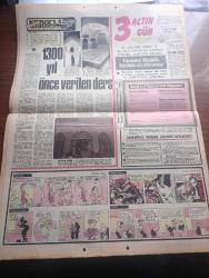 Hürriyet Gazetesi - Turkish Newspaper - 12 mart 1973 - yeni cumhurbaşkanı 28 Mart'ta yemin edecek - Cevdet Sunay'ın koltuğu yeni sahibini bekliyor fotoğraf - 12 Mart muhtırasından 13 Mart'a - başkanlık seçimine 24 saat kaldı - seçimin ne şekilde yapılacağı belli oldu - 12 Mart 1971'den sonra Türkiye'de neler oldu - kadın memurların 20 erkeklerin 25 yılda emekli olabilmesi istendi - Makarios yönetimi Rauf Denktaş'a pasaport vermemekte ısrarlı - Zeki Müren'in villasına taksi girdi fotoğraf - San Remo şarkı festivali sonuçlandı - Peppino Di Capri Birinci Peppino Gagliardi ikinci Milva 3. Oldu fotoğraf - Fransa ve Arjantinde seçimler yapıldı - Amerika ortak pazardan malları için taviz istedi - geriye bakmayacağım yazan ve çizen Faruk Geç - serbest kürsü herkese söz hakkı yöneten Tahsin Öztin - İstanbul Ankara İzmir Radyosu Programı - burç falınız - Kerbela röportaj Necmi Onur fotoğraflar Necdet İşler Yazı Dizisi - Hz Ali'nin yıkandığı yer Fotoğrafı - Hz Ali'nin 1300 yıllık küfedeki evi