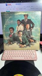 HAROLD MELVIN & BLUE NOTES - WAKE UP EVERYBODY - CBS RECORDS 1975 33'LÜK LONG PLAY - KAPAK YIPRANMIŞ PLAK İYİ DURUMDA... - VINLY
