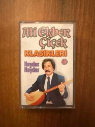 Ali Ekber Çiçek Klasikleri : Haydar Haydar / Kaset - Mega Müzik 1996 ( Kırmızı Bandrollü )