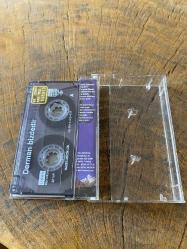 MUSA EROĞLU / İLYAS SALMAN / AYNUR DOĞAN... LÜTFÜ GÜLTEKİN TÜRKÜLERİNDE BULUŞTULAR - DERMAN BİZDEDİR - KASET